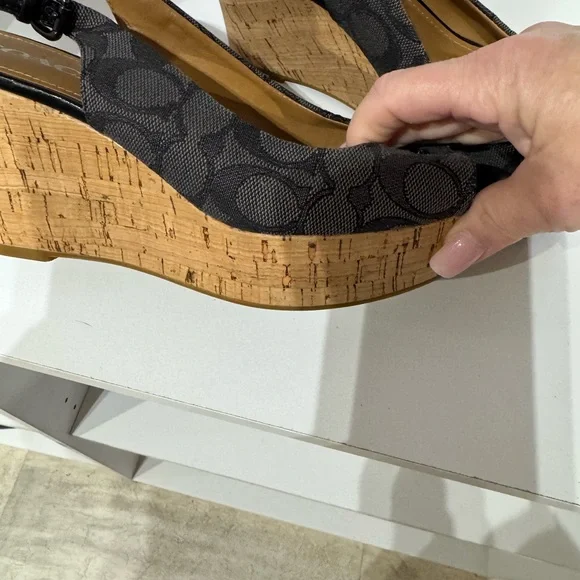 Coach ferry Black and Tan Wedge Sandals - Picture 3 of 6